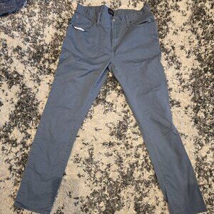 Gap Men’s Slim Fit Comfort Stretch Khakis | Size 33x32 | Blue-Gray